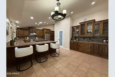 5911 E Peak View Road, Cave Creek, AZ 85331 - Photo 12