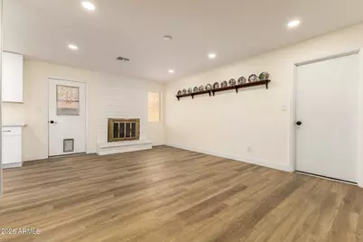 10008 N 44th Drive, Glendale, AZ 85302 - Photo 8