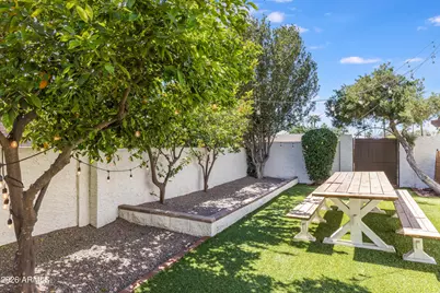 4833 N 38th Street, Phoenix, AZ 85018 - Photo 54