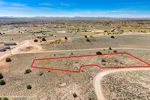 25640 N Lopez Dr, Paulden, AZ 86334 - Photo 1