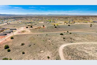 25640 N Lopez Drive #241, Paulden, AZ 86334 - Photo 2