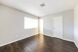 12323 N 86th Ln, Peoria, AZ 85381 - Photo 10