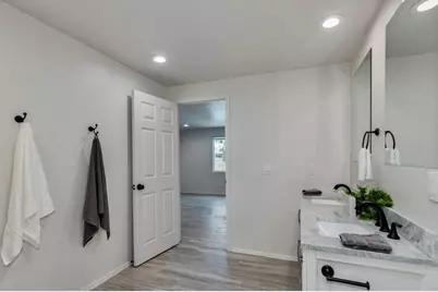 3649 E Emile Zola Avenue, Phoenix, AZ 85032 - Photo 14