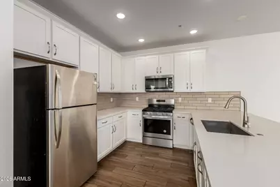 1877 N Marketside Avenue, Buckeye, AZ 85396 - Photo 10