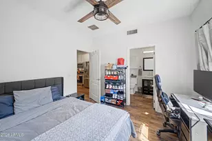3422 E Avalon Dr, Phoenix, AZ 85018 - Photo 12