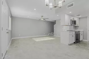 4733 E Belleview St, Phoenix, AZ 85008 - Photo 10