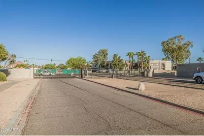 4733 E Belleview Street, Phoenix, AZ 85008 - Photo 30