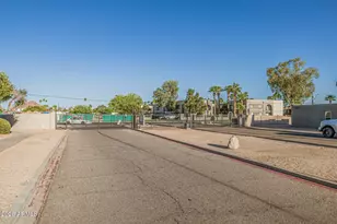 4733 E Belleview St, Phoenix, AZ 85008 - Photo 30