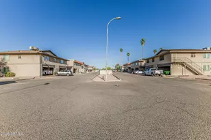 4733 E Belleview St, Phoenix, AZ 85008 - Photo 26