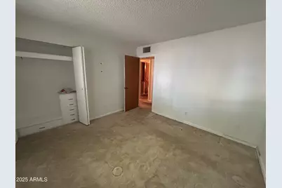 8243 W Piccadilly Road, Phoenix, AZ 85033 - Photo 4