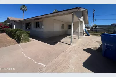 2038 E Cheery Lynn Road, Phoenix, AZ 85016 - Photo 2