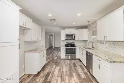 4729 E Greenway Street, Mesa, AZ 85205 - Photo 8