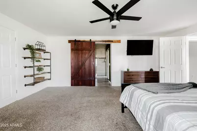 2318 W Pinchot Avenue, Phoenix, AZ 85015 - Photo 16