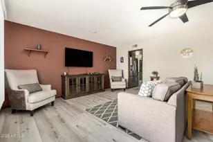 17806 N 134th Ave, Sun City West, AZ 85375 - Photo 8