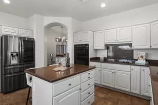 15663 W Amelia Dr, Goodyear, AZ 85395 - Photo 10