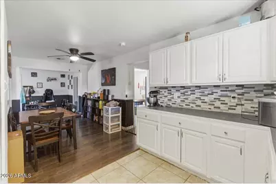 6602 N 53rd Avenue, Glendale, AZ 85301 - Photo 10