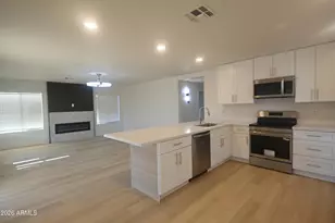 1403 W Goldfinch Way, Chandler, AZ 85286 - Photo 6