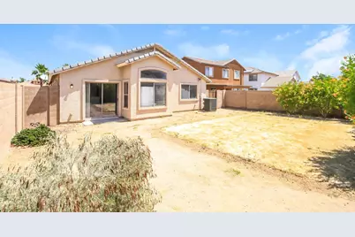 2635 W Half Moon Circle, San Tan Valley, AZ 85144 - Photo 8
