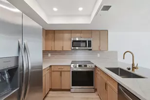 122 S Hardy Dr, Tempe, AZ 85281 - Photo 1