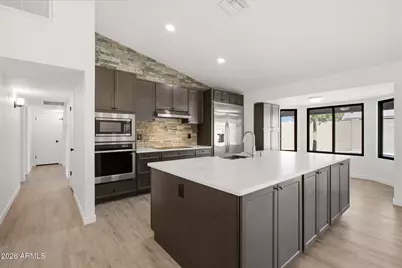 6204 W Garden Drive, Glendale, AZ 85304 - Photo 8