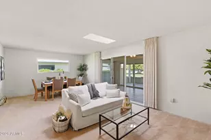 10894 W Clair Dr, Sun City, AZ 85351 - Photo 8