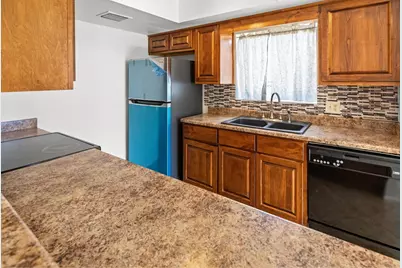 850 S River Drive #1050, Tempe, AZ 85281 - Photo 12