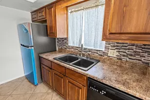 850 S River Dr, Tempe, AZ 85281 - Photo 14