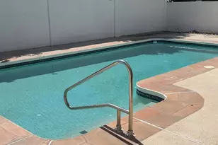 601 W Kings Ave, Phoenix, AZ 85023 - Photo 2