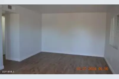 483 E 10th Avenue #Apt C, Apache Junction, AZ 85119 - Photo 2