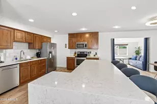 8731 E Jackrabbit Rd, Scottsdale, AZ 85250 - Photo 16