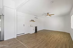 11830 S Eagleman Dr, Phoenix, AZ 85044 - Photo 28