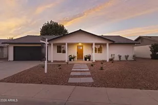 11830 S Eagleman Dr, Phoenix, AZ 85044 - Photo 8