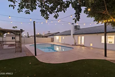 11830 S Eagleman Drive, Phoenix, AZ 85044 - Photo 2