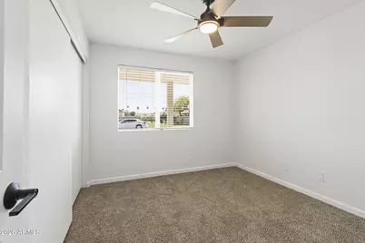 11830 S Eagleman Drive, Phoenix, AZ 85044 - Photo 36