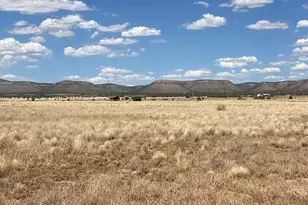 3128 W Onyx Rd, Paulden, AZ 86334 - Photo 1