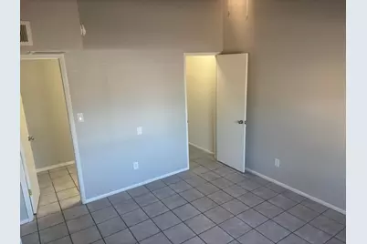 2033 S Forest Avenue #Apt 6, Tempe, AZ 85282 - Photo 4