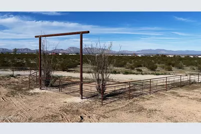 42728 N Patriot Way #-, Salome, AZ 85348 - Photo 6