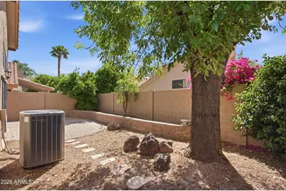 37 E Greentree Drive, Tempe, AZ 85284 - Photo 30