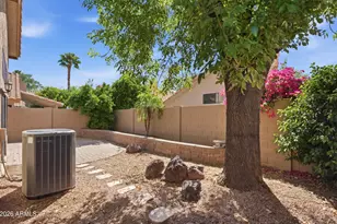 37 E Greentree Dr, Tempe, AZ 85284 - Photo 30