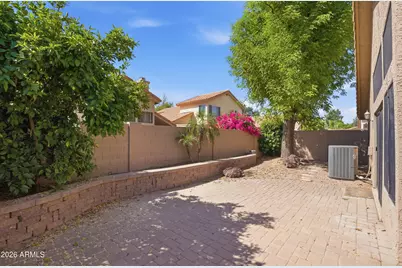 37 E Greentree Drive, Tempe, AZ 85284 - Photo 28