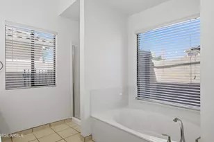 37 E Greentree Dr, Tempe, AZ 85284 - Photo 18