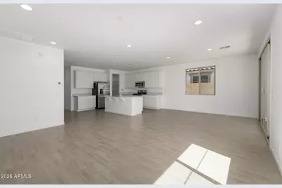 12365 W Parkway Lane, Avondale, AZ 85323 - Photo 6