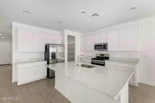 12365 W Pkwy Ln, Avondale, AZ 85323 - Photo 2