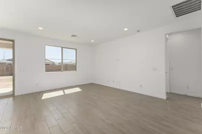 12365 W Parkway Lane, Avondale, AZ 85323 - Photo 10