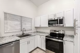 8821 W Loma Ln, Peoria, AZ 85345 - Photo 36