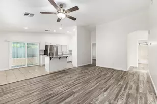 8821 W Loma Ln, Peoria, AZ 85345 - Photo 4