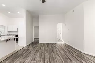 8821 W Loma Ln, Peoria, AZ 85345 - Photo 26