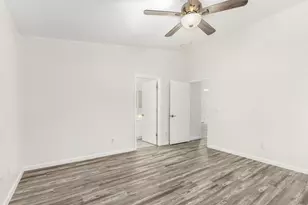 8821 W Loma Ln, Peoria, AZ 85345 - Photo 14