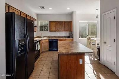 1935 N 78th Drive, Phoenix, AZ 85035 - Photo 8