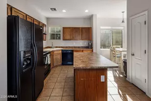 1935 N 78th Dr, Phoenix, AZ 85035 - Photo 8